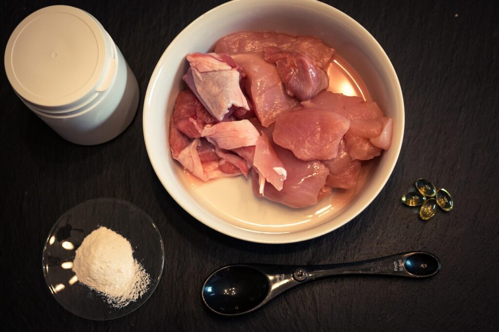 Schockierende Ergebnisse aus einem Labor-Test von Dogorama zeigen, dass Salmonellen und E. coli in BARF-Hundefutter vorkommen, was ein erhebliches Gesundheitsrisiko für Mensch und Tier darstellt.